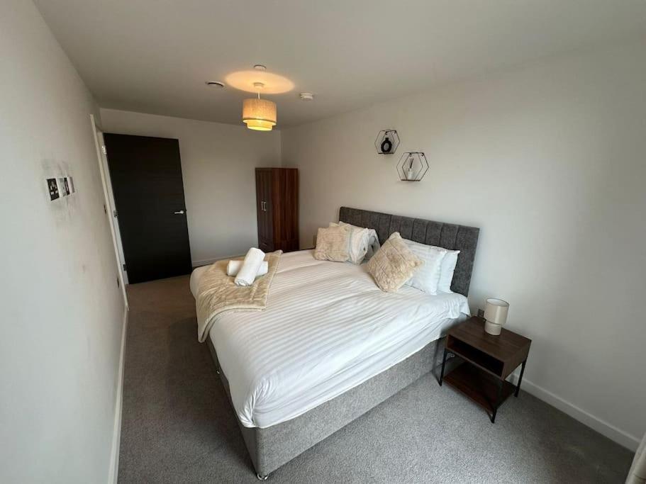 Stylish Central York Apartment Free Parking & Gym Dış mekan fotoğraf