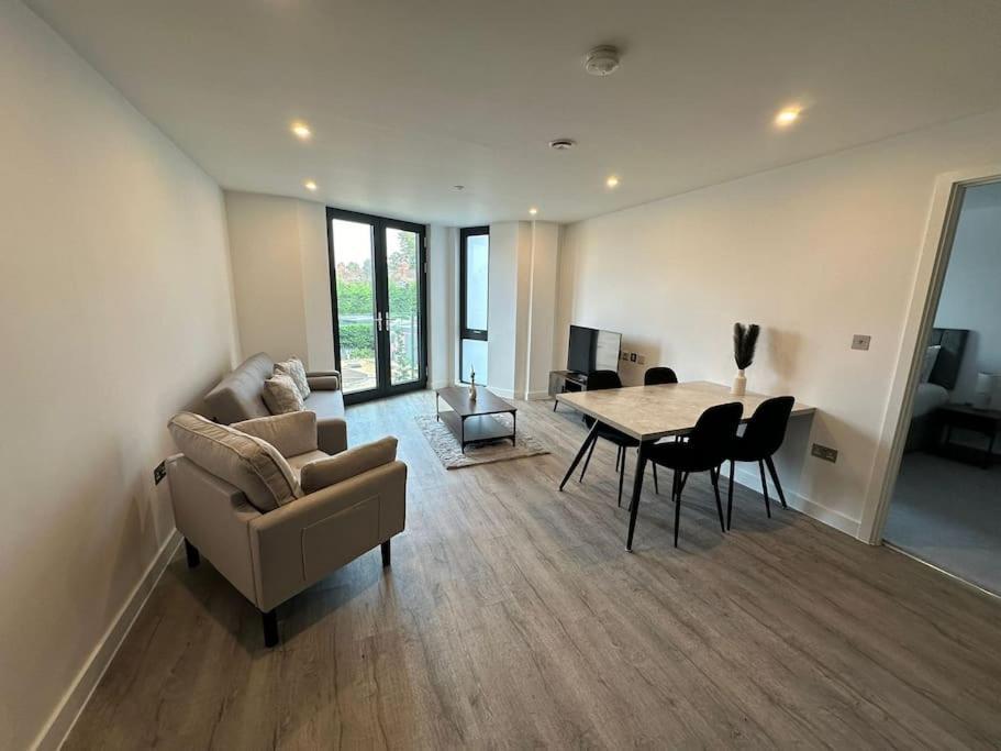 Stylish Central York Apartment Free Parking & Gym Dış mekan fotoğraf