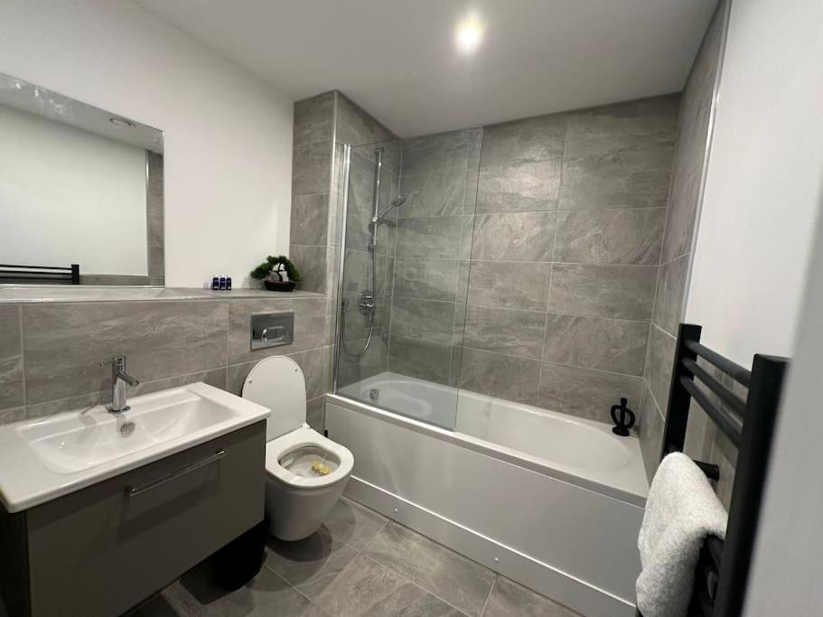 Stylish Central York Apartment Free Parking & Gym Dış mekan fotoğraf
